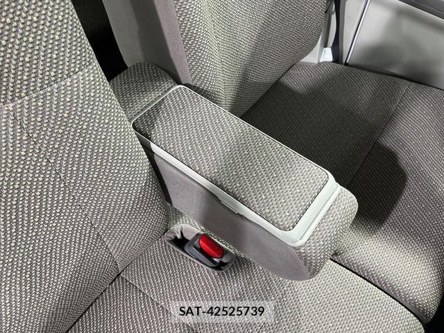 Daihatsu TANTO 2017-03 8361990-6
