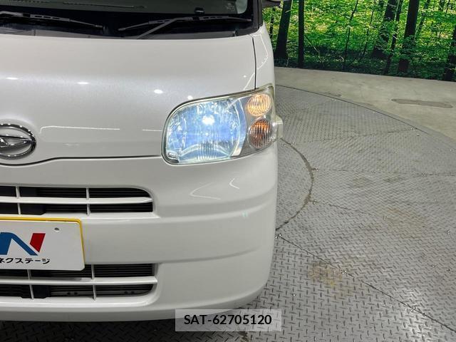 Daihatsu TANTO 2013-01 8361996-11