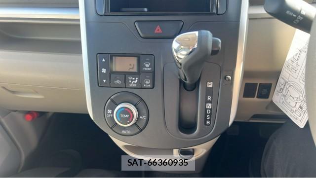 Daihatsu TANTO 2014-05 8362204-14