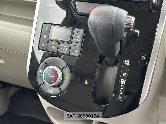 Daihatsu TANTO 2017-08 8362361-3