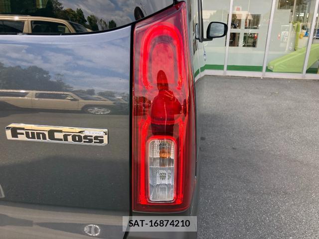 Daihatsu TANTO 2025-10 8362528-17
