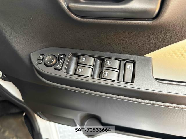 Daihatsu TANTO 2025-11 8362588-13