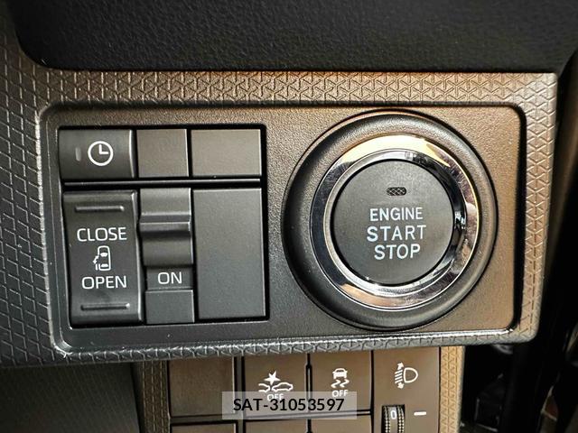 Daihatsu TANTO 2025-11 8362589-9