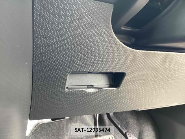 Daihatsu TANTO 2025-11 8362596-8