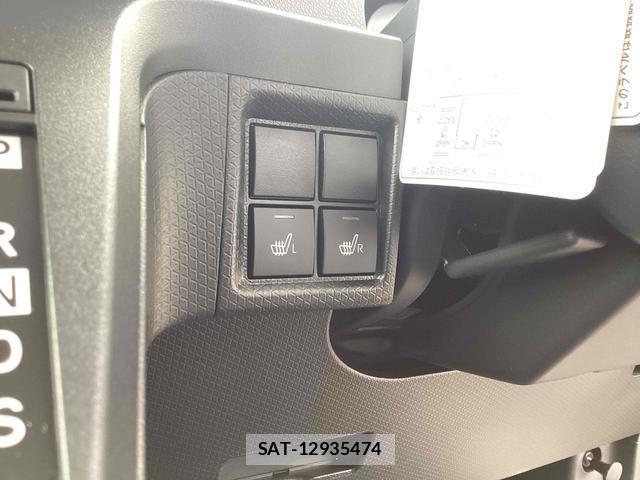 Daihatsu TANTO 2025-11 8362596-9