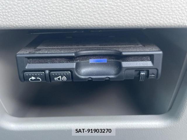 Daihatsu TANTO 2015-11 8362601-3