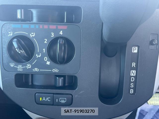 Daihatsu TANTO 2015-11 8362601-5