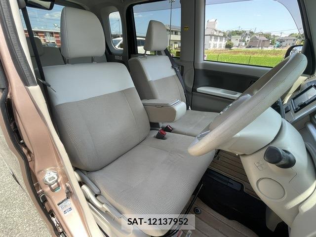 Daihatsu TANTO 2016-01 8363126-2