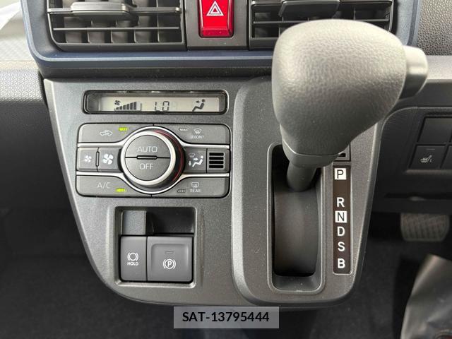 Daihatsu TANTO 2025-12 8363134-3