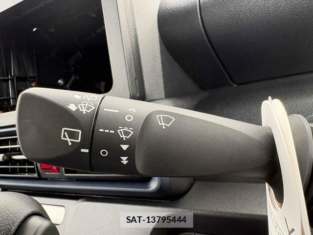 Daihatsu TANTO 2025-12 8363134-6