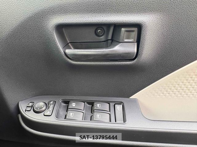 Daihatsu TANTO 2025-12 8363134-8