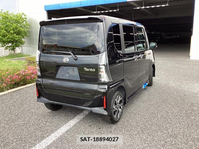 Daihatsu TANTO 2026-04 8363229-1