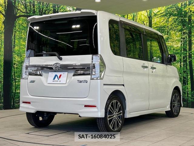 Daihatsu TANTO 2014-11 8363587-16