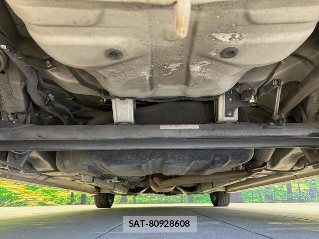 Daihatsu TANTO 2012-01 8363592-18