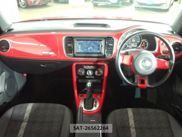 VolksWagen THE BEETLE 2018-03 8360853-3