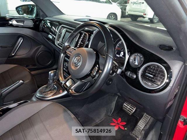 VolksWagen THE BEETLE 2017-07 8362098-3