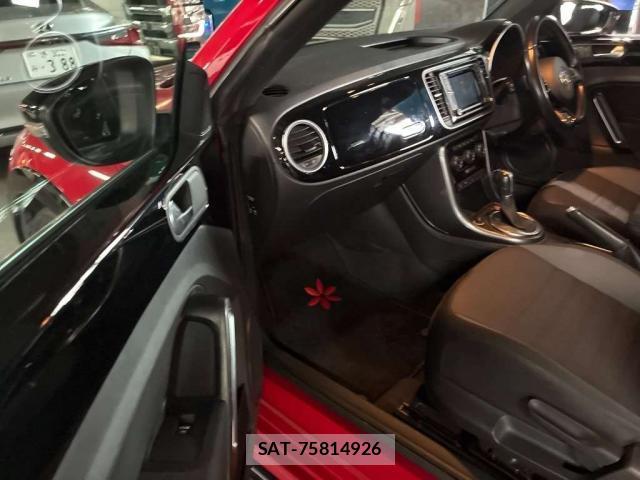 VolksWagen THE BEETLE 2017-07 8362098-6