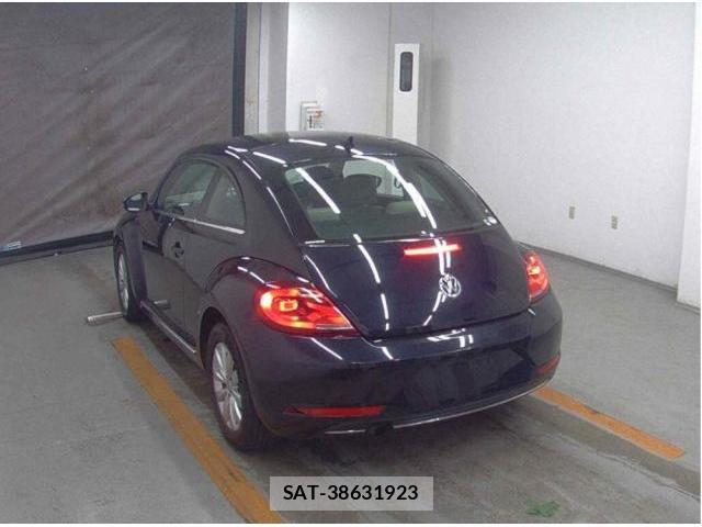 VolksWagen THE BEETLE 2017-04 8363495-1