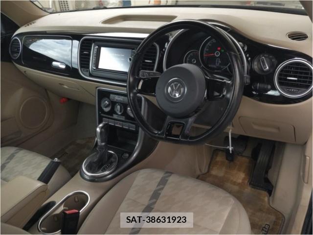 VolksWagen THE BEETLE 2017-04 8363495-2