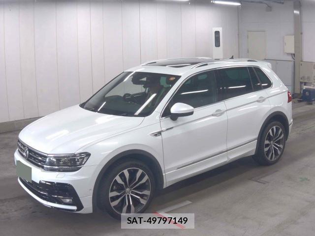 VolksWagen TIGUAN 2020-02 8362129-3