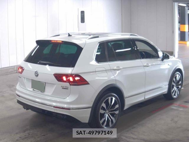 VolksWagen TIGUAN 2020-02 8362129-4