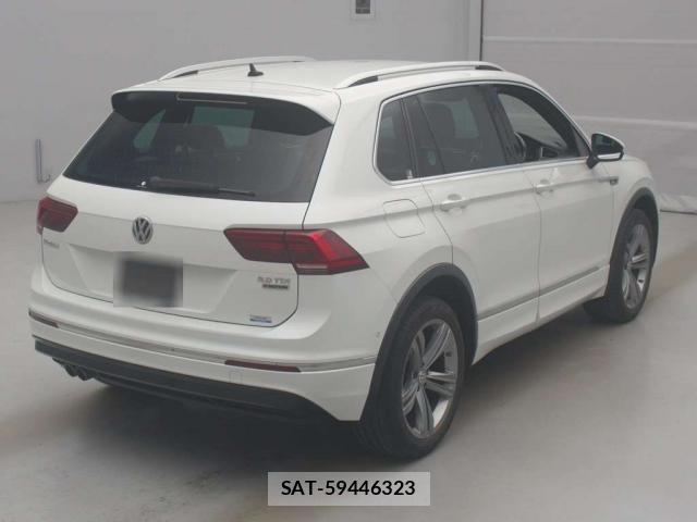 VolksWagen TIGUAN 2019-07 8362176-10