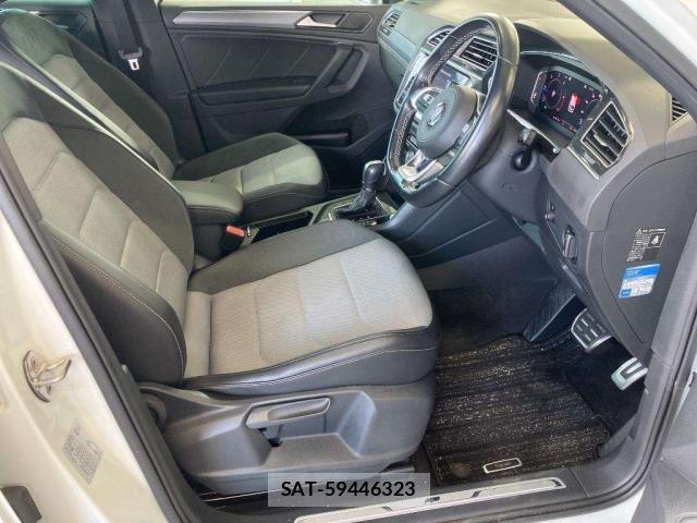 VolksWagen TIGUAN 2019-07 8362176-3