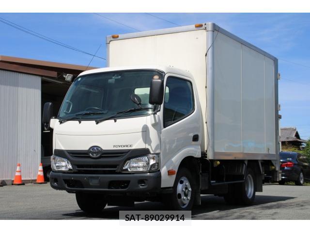 Toyota TOYOACE 2019-06 8362306-0