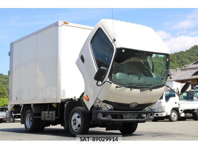 Toyota TOYOACE 2019-06 8362306-10