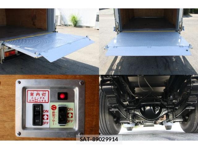 Toyota TOYOACE 2019-06 8362306-19