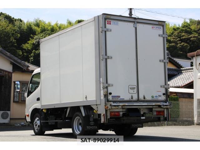 Toyota TOYOACE 2019-06 8362306-6