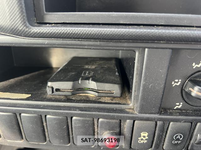 Toyota TOYOACE 2016-01 8363225-12