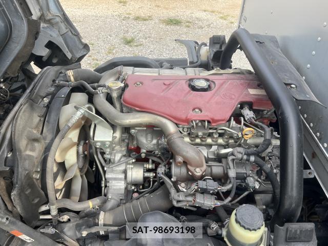 Toyota TOYOACE 2016-01 8363225-17