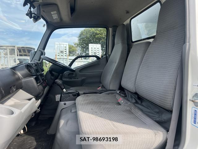 Toyota TOYOACE 2016-01 8363225-5