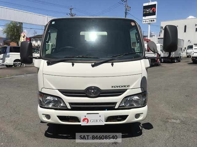 Toyota TOYOACE 2018-07 8363547-1