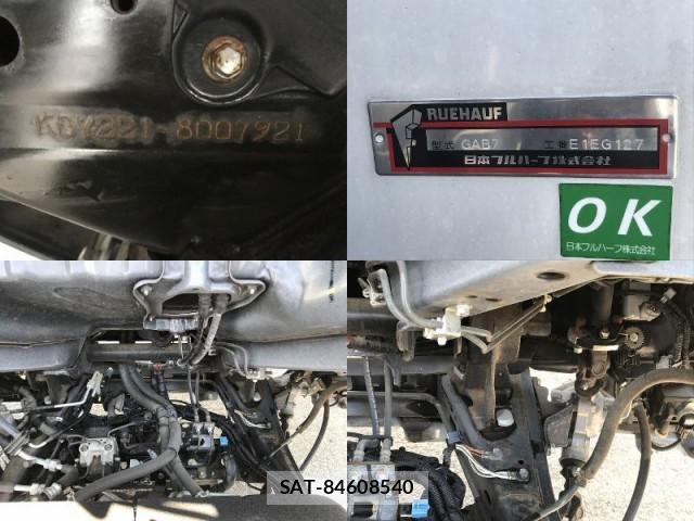 Toyota TOYOACE 2018-07 8363547-10