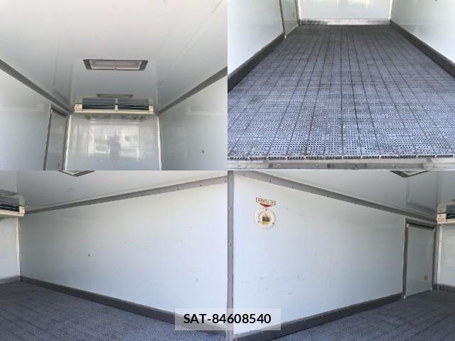Toyota TOYOACE 2018-07 8363547-13