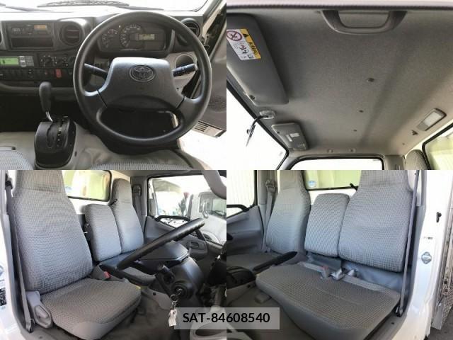 Toyota TOYOACE 2018-07 8363547-14