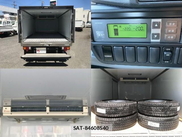 Toyota TOYOACE 2018-07 8363547-9