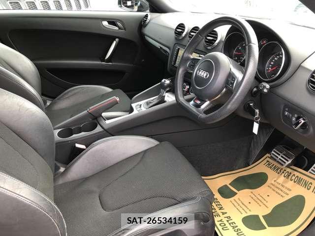 Audi TT 2013-10 8361671-9