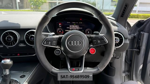Audi TT 2022-07 8362284-10