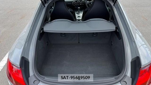 Audi TT 2022-07 8362284-11