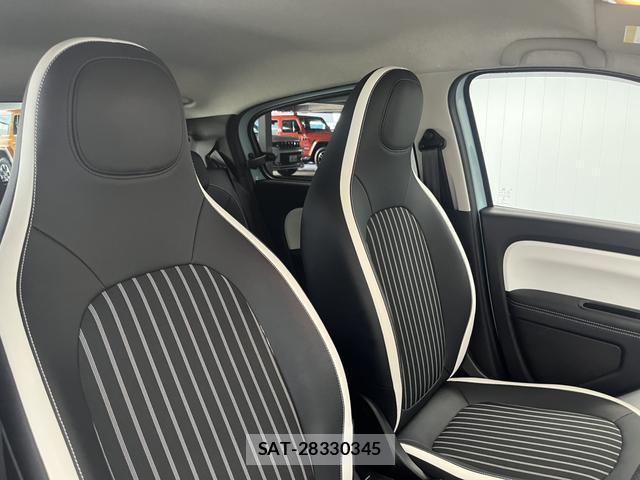 Renault TWINGO 2023-08 8363505-3