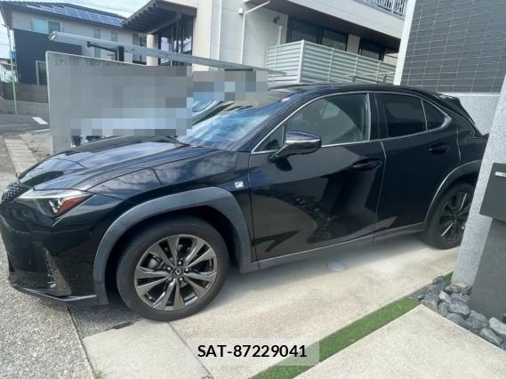 Lexus UX 2022-06 8362283-10