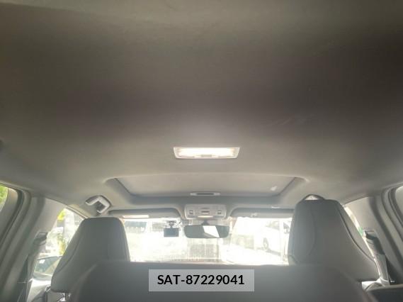 Lexus UX 2022-06 8362283-15