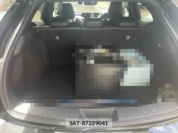 Lexus UX 2022-06 8362283-17