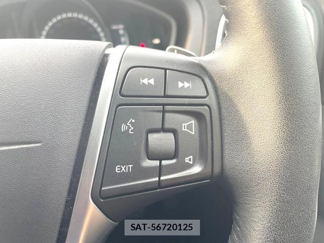 Volvo V40 2017-12 8361003-3