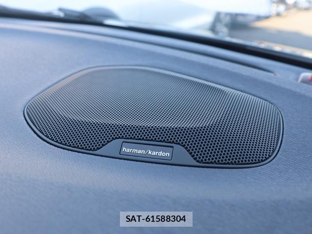 Volvo V40 2016-12 8361101-16
