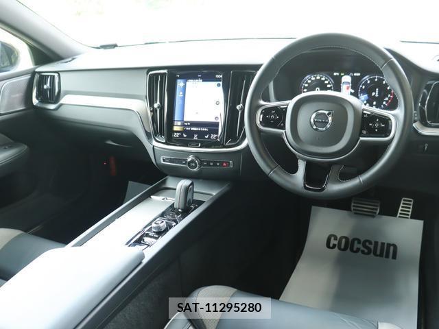 Volvo V60 2021-08 8360603-15