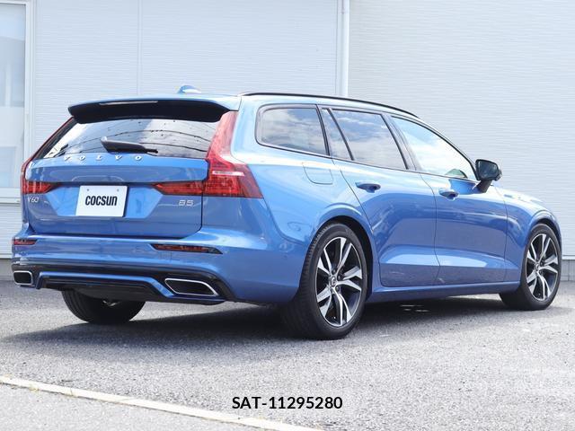 Volvo V60 2021-08 8360603-7